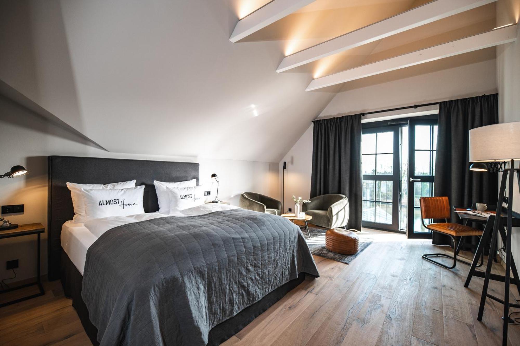 River Loft Hotel & Spa Brunsbuttel Exterior photo